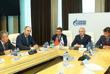 Сергей Грачев: «Все социальные проекты в территориях присутствия компании «Газпром добыча Оренбург» необходимо продолжать»